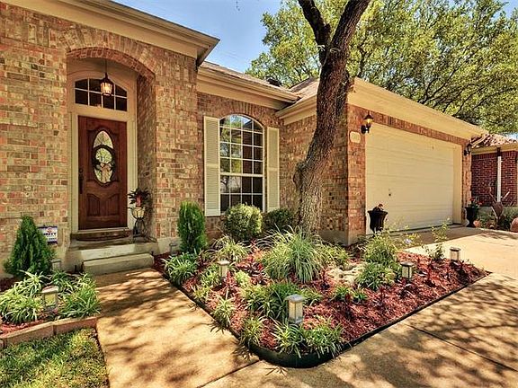4th image of 1302 Nightingale Dr