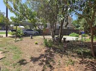 102 E Alamo St, Elgin, TX 78621