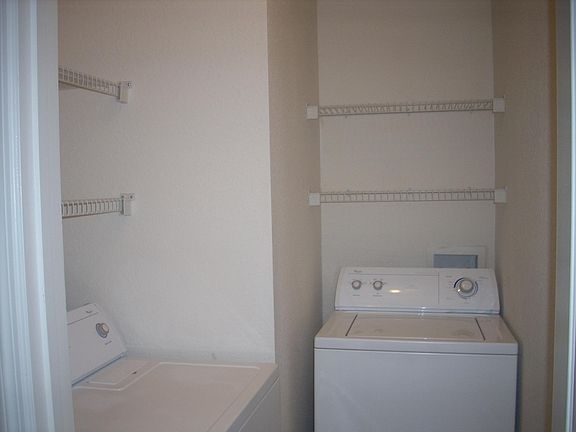 3rd image of 1875 Lakemont Ave APT 106
