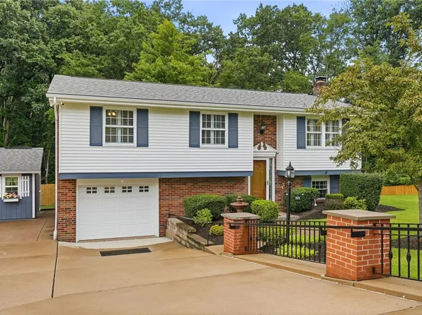 165 Reaghard Dr, Cheswick, PA 15024