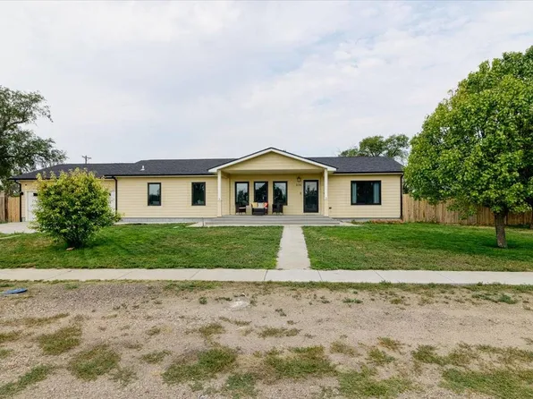 506 Illinois St, Sugar City, CO 81076