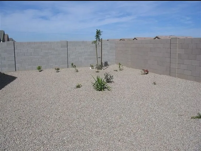 1290 E Christopher St — Photo 5