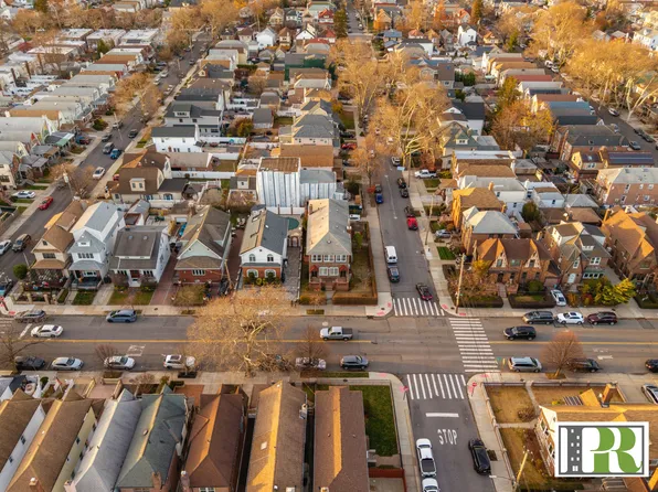 3921 Avenue R image 27 of 29