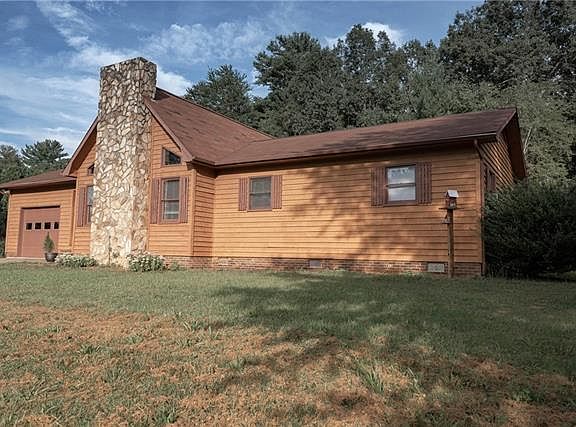 2nd image of 3292 Placid Ct