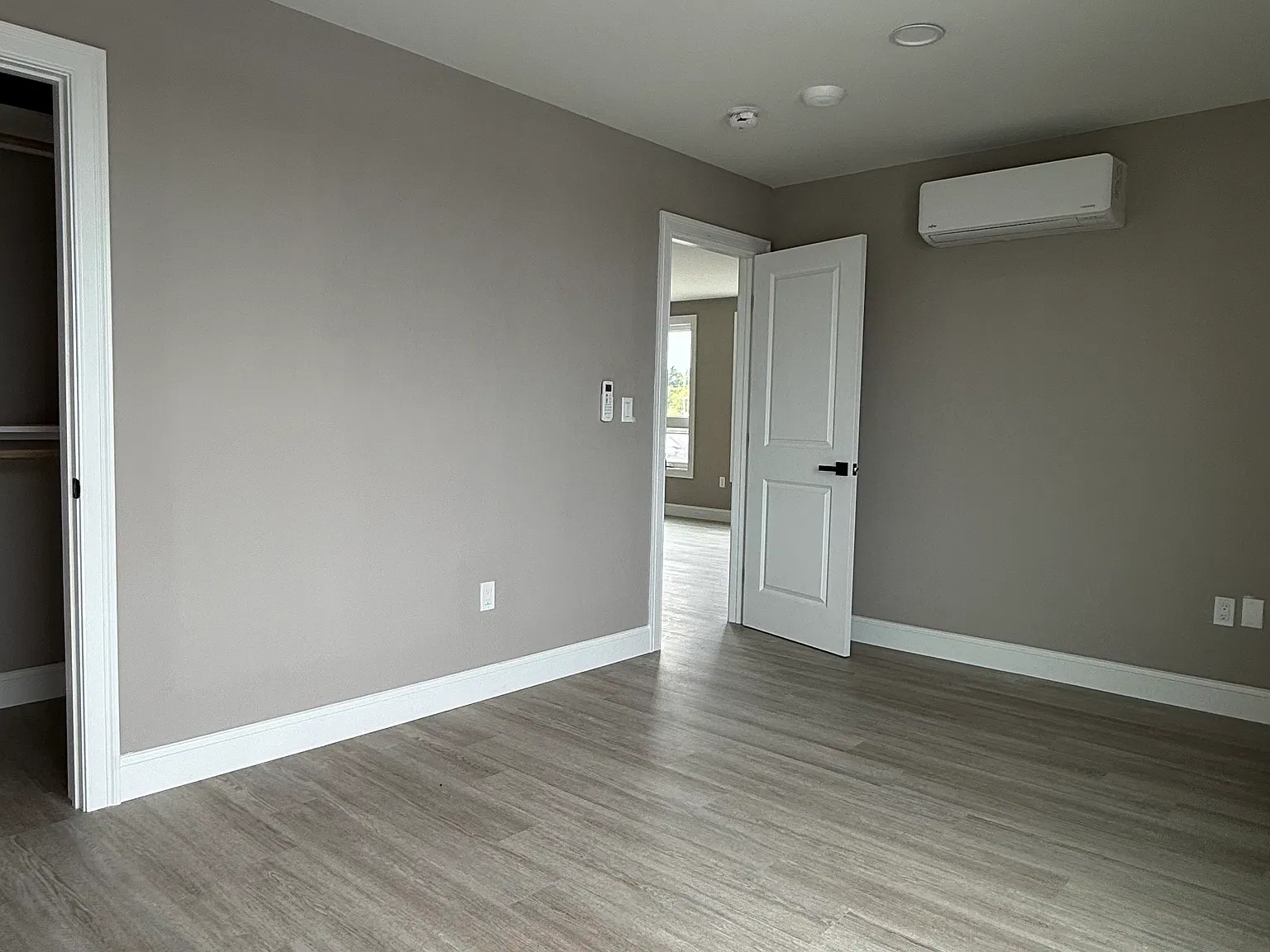 1 bed, 800 sqft, $2,675 — Photo 4