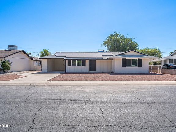 2nd image of 11808 N HACIENDA Drive