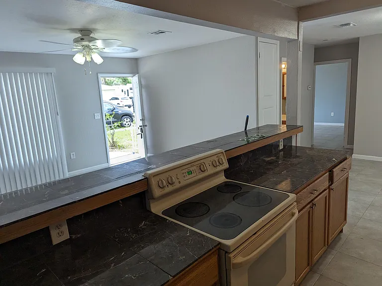 8468 San Pablo Ave — Photo 16