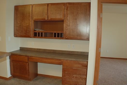 Built in desk 3 bdrm
