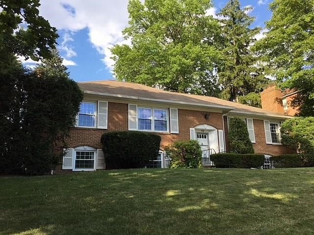 1st image of 236 W Loyalhanna St