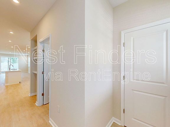 5th image of 299 Spruce Hill Point