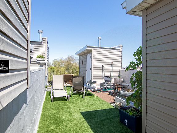 5th image of 301 Sumpter St #3