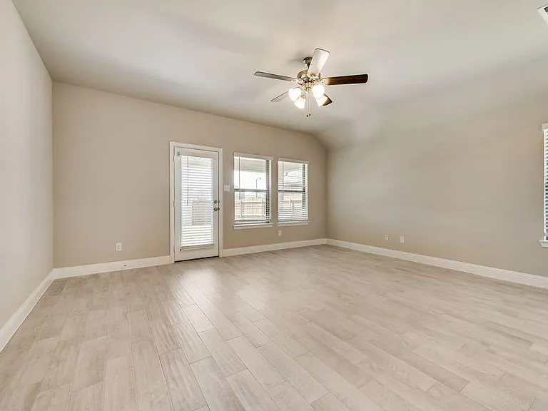 2317 Mount Olive Ln — Photo 12