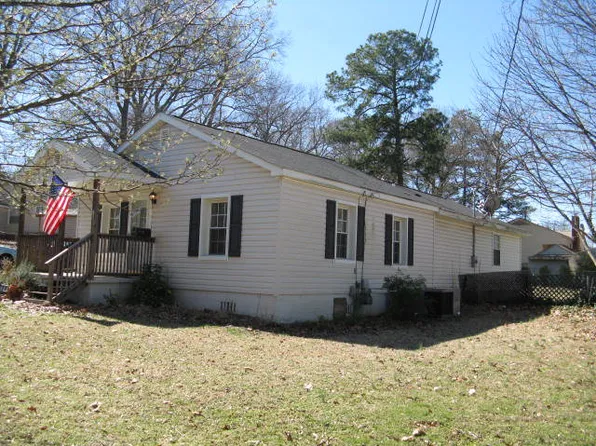517 Waldo St, Roanoke Rapids, NC 27870