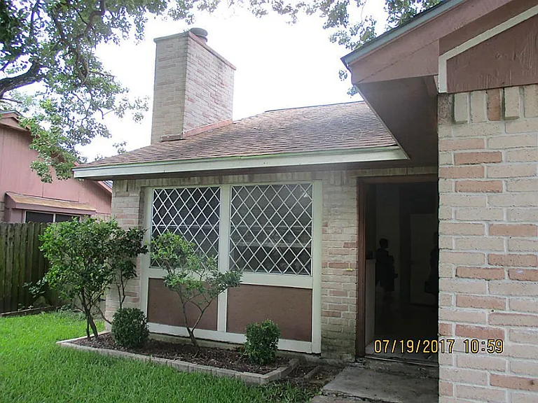 18719 Lippizaner Dr — Photo 9