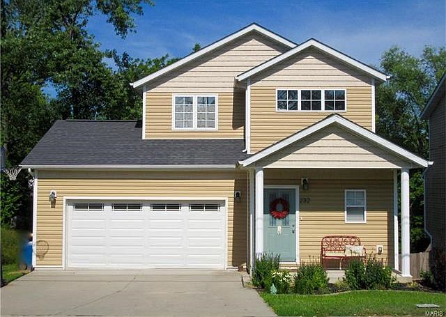 Welcome to 232 Seminole Street!