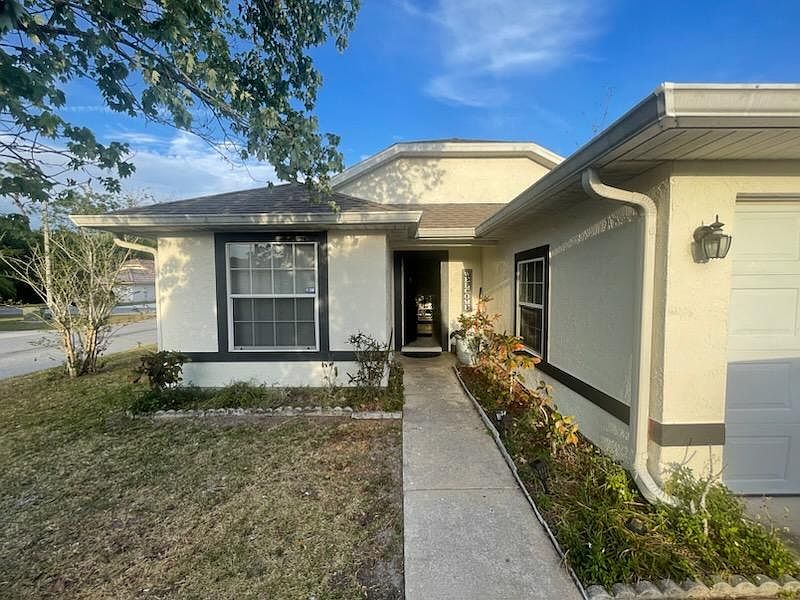 1st image of 447 Waterford Way