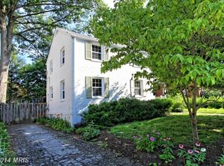386 N Granada St, Arlington, VA 22203