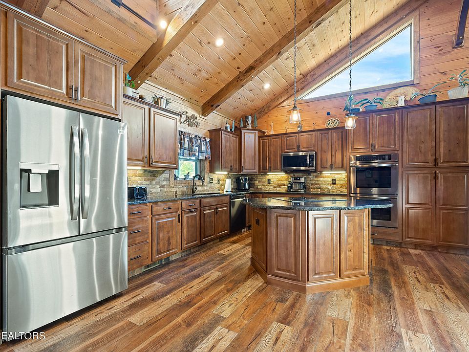 13th image of this home