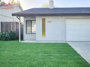 5457 E Knoll Dr, Fair Oaks, CA 95628