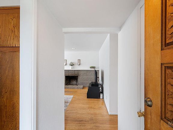 5th image of 1400 James Street
