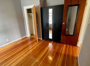 32-75 36th St #2R, Astoria, NY 11106