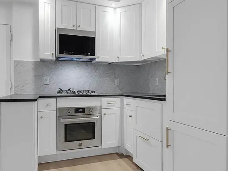 10 Rutgers St #8AA — Photo 4