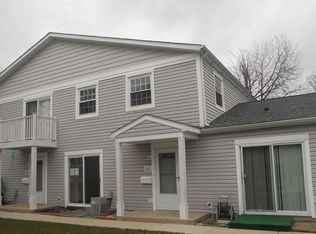 1231 Oboe Ct, Wheeling, IL 60090
