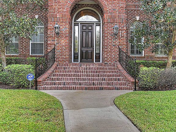2nd image of 1214 Bluebonnet Dr
