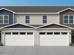 2111 W 8th St, Waterloo, IA 50702