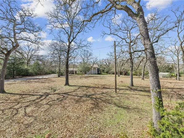 12994 Hunters Creek Rd, College Station, TX 77845