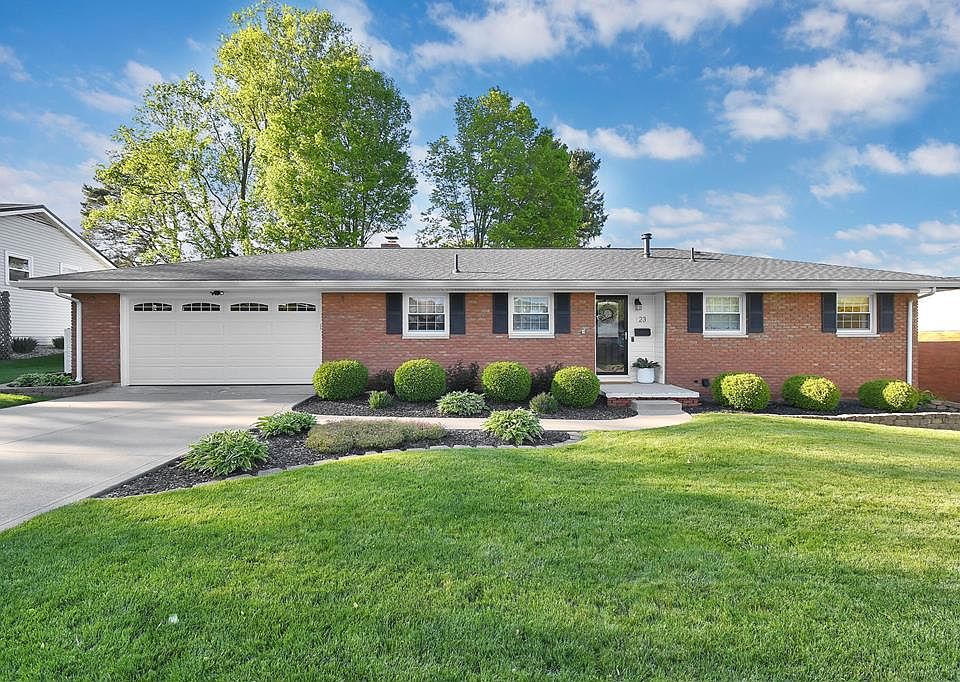1st image of 23 Pembroke Blvd