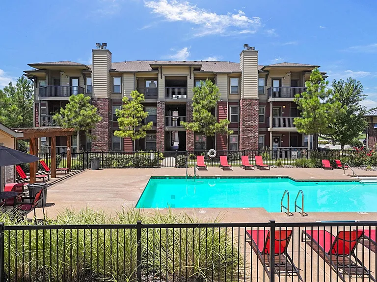 Icon at Broken Arrow Apartments — Photo 12