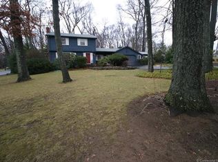 81 Seneca Dr, Vernon, CT 06066