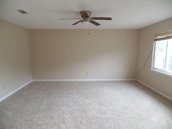 5th image of 5730 Graymont Ln
