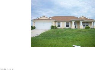1628 Nelson Rd N, Cape Coral, FL 33993