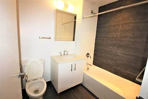 Rented by (Legacy) NY 101, Inc. | media 36