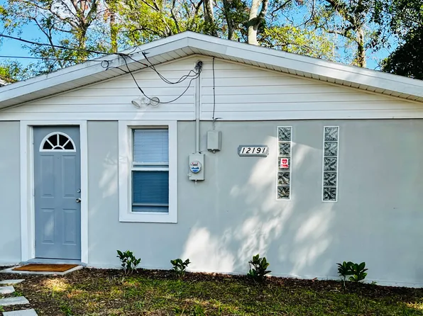 1219 1/2 Holly Ave, Daytona Beach, FL 32117