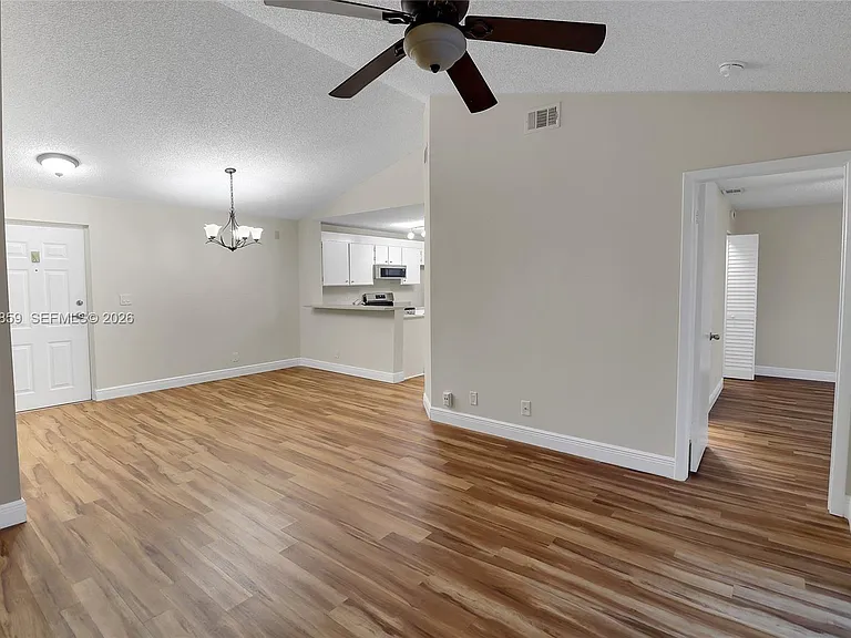 10111 W Sunrise Blvd #303 — Photo 6