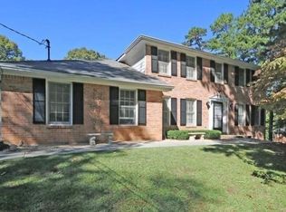 2035 Kensington Ct SW, Lilburn, GA 30047
