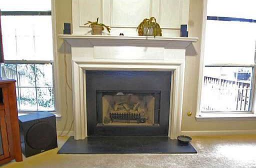 5th image of 555 Lullingstone Dr SE