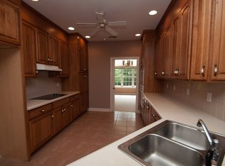 306 Springview Ln, Mc Cormick, SC 29835