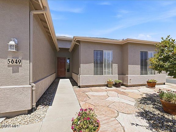 3rd image of 5649 N Bentley Ct
