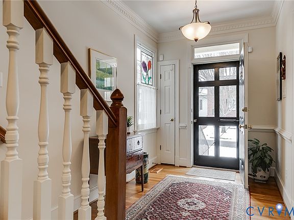 4th image of 498 Saint Albans Way