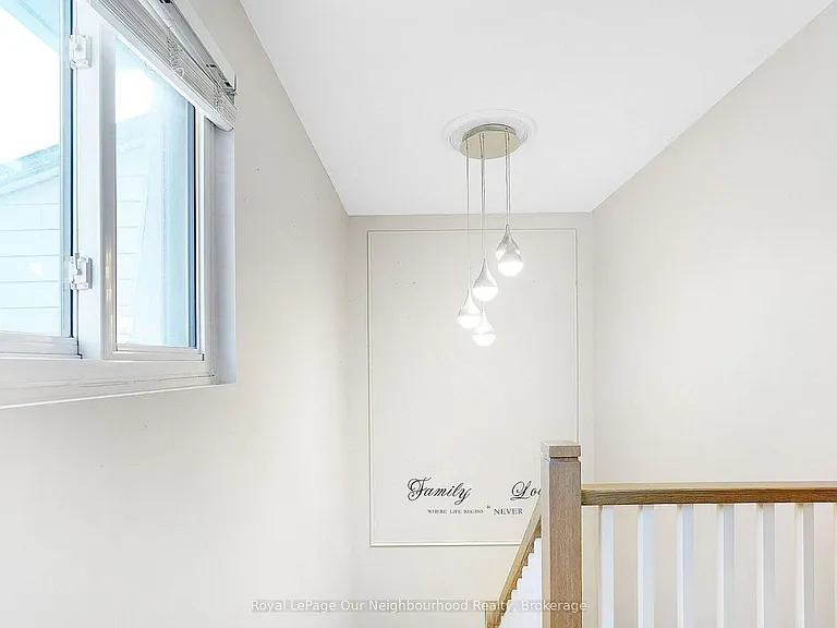 1669 Alwin Cir — Photo 16