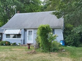 115 Willow View Dr, Carlisle, PA 17013