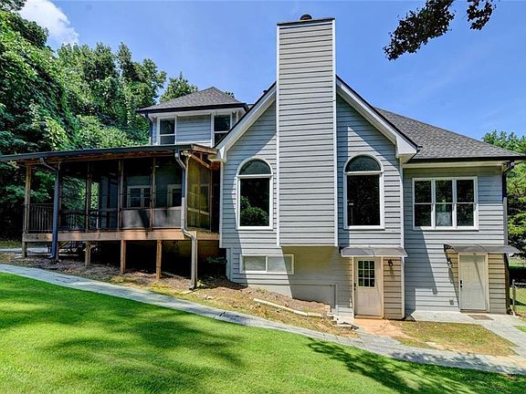 3rd image of 5730 Elm Tree Dr
