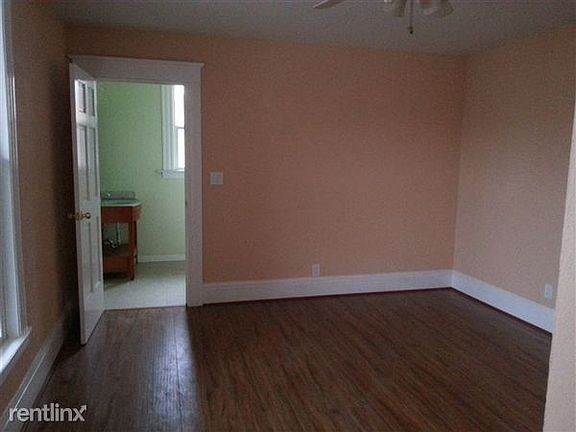 4th image of 305 E Flora St #1991739
