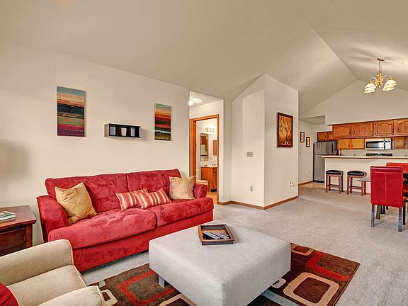 Arbor Ridge Living Room and Kitchen View