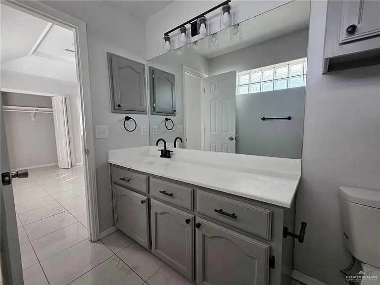 700 Sandpiper Ave — Photo 15