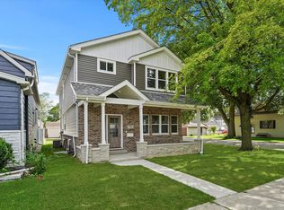 7735 W 65th Pl, Bedford Park, IL 60501